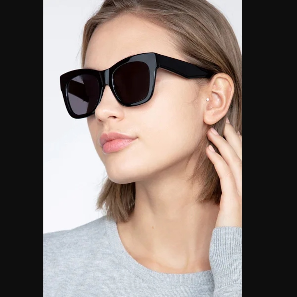 Brand New Women's Sunglasses - Picture 4 of 4
